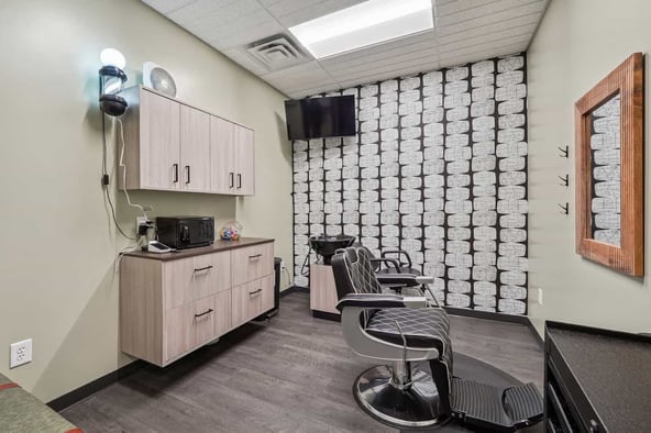 Sola Salon Studios in Lakeland, FL – Salon Suite for Rent