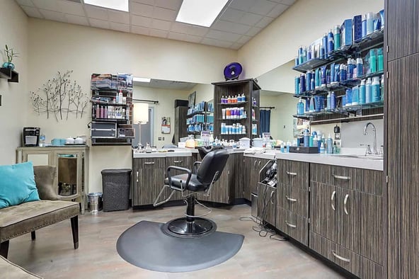 Sola Salon Studios in San Antonio, TX – Salon Suite for Rent