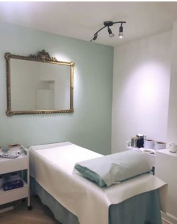 Calling All Independent Beauty Pros! Salon Suites Available in Wicker Park