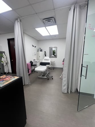 Bed and Space Rentals for PMU Artists, Lash Artists, Estheticians Reg. & Advanced, Injectors, Etc.