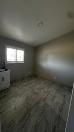 ROOMS for BEAUTY BUSINESS RENT in ICONIC BEAUTY SPACE (Sacramento)✨