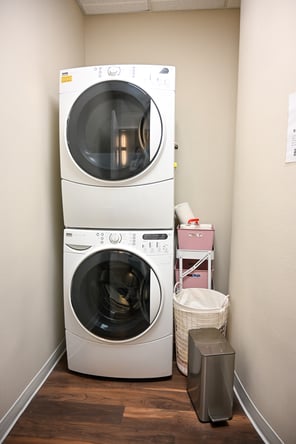 Luxe Cosmetic Studios: Elevate Your Salon Experience with Our Suites for Rent!