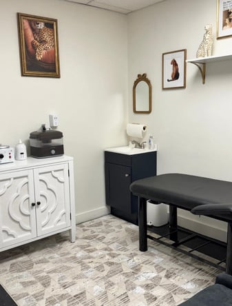 Elevate Your Beauty Business: Exclusive Booth Rentals in Kennebunk- Join Us Today!