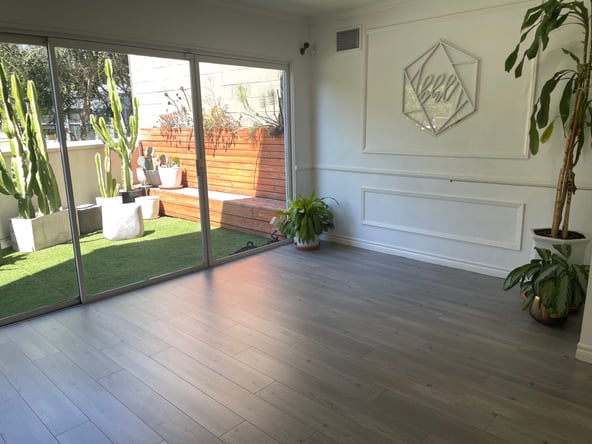 Private Room – Prime WeHo Location – Beverly Hills Lashes