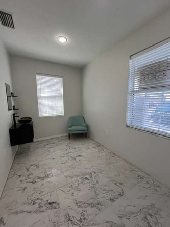 Luxury Salon Suite Rental