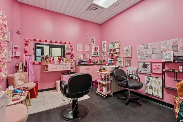 Sola Salon Studios in Philadelphia, PA – Salon Suite for Rent