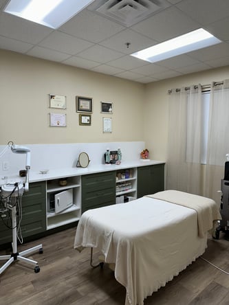 Beauty Spa Room for Rent in Cypress