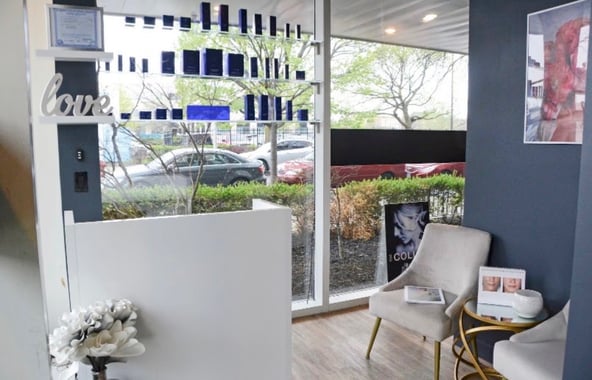 Beautiful Private Spa Room for Rent in Wicker Park- Flexible Option