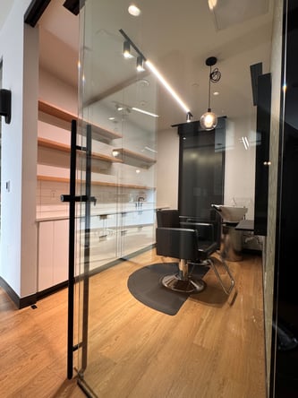 Private Suite Available – First Week Free!