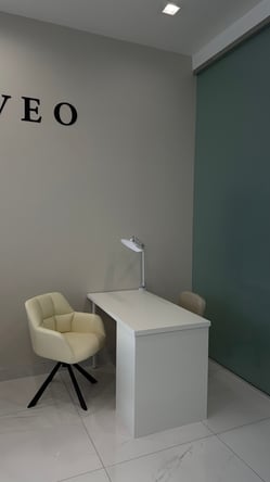 Beauty Spaces for Rent – Nail, Brow/Makeup & Private Room | West Hollywood