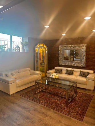 Professional Chair and Bed Rental for Wellness & Beauty Services in Allston, MA