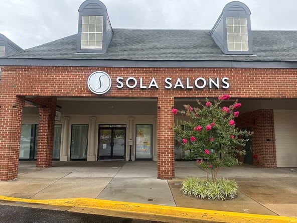 Sola Salon Studios in Greenbelt, MD – Salon Suite for Rent