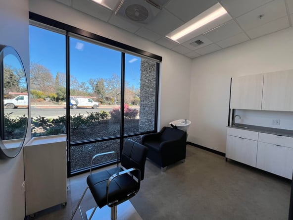 Luxury Salon Suites