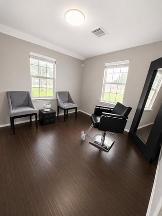 Boutique Private Salon Suites in Stafford, TX – Flexible Leases & Quiet Environment