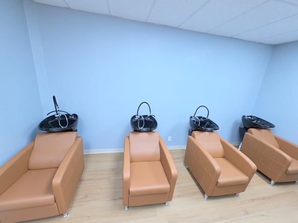 Brand New Private Salon Suites in Duncanville, Texas