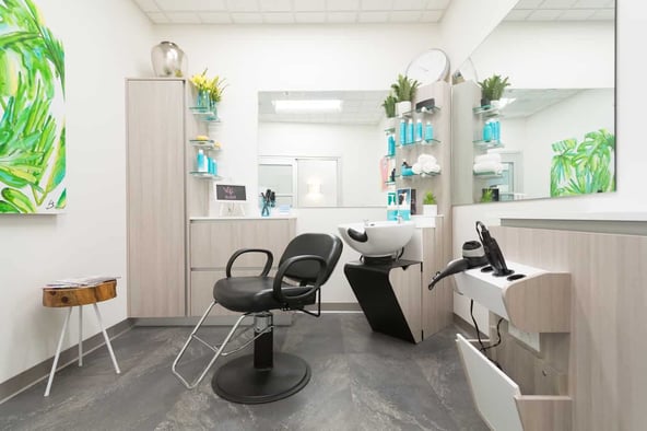 Sola Salon Studios in Arlington Heights, IL – Salon Suite for Rent