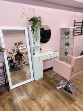 A chance to grow your clientele and connect with other established stylist.