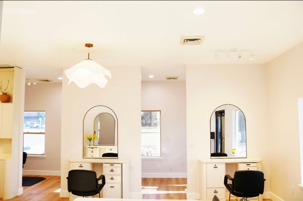 Exciting Opportunity for Beauty Professionals!