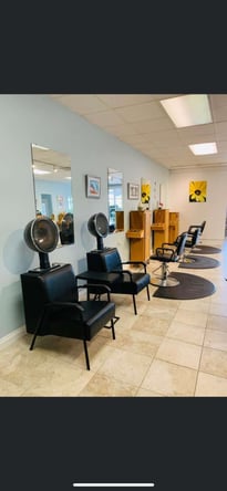 Virginia Beach Salon in the King’s Grant Area
