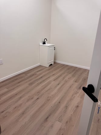 Brand New Salon Suites Leasing in Downers Grove, IL!
