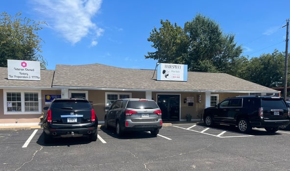 Salon space in Flint Tx. Run your own business, join our team $125/week all inclusive.
