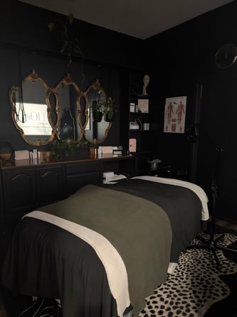 Salon Stations for Rent on Miracle Mile in Stockton