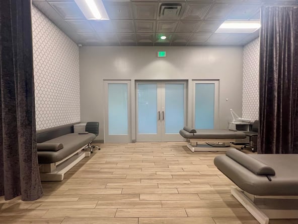 Beauty Professionals Wanted: Rent Your Space at Savvy Beauty!