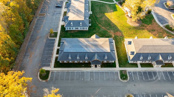 Upscale Salon Suites & Chairs for Rent – Prime Location | All-Inclusive Amenities!