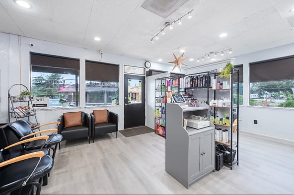 “✨ Chair for Rent at hairstudio60 in Bellevue