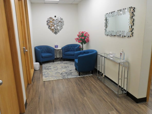 Centennial Salon Suite – $375.00 per week (Centennial)
