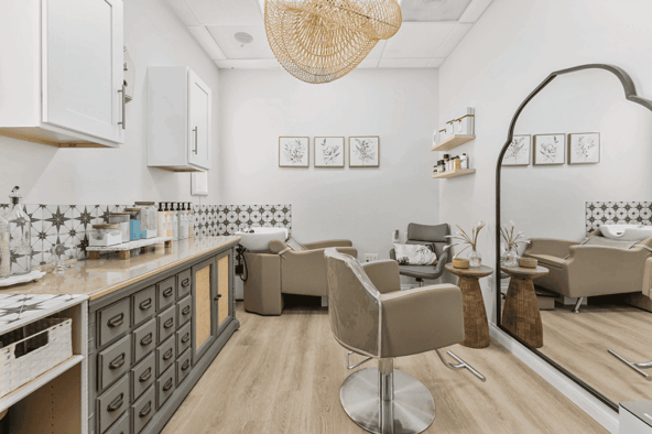 Sola Salon Studios in Poway, CA – Salon Suite for Rent