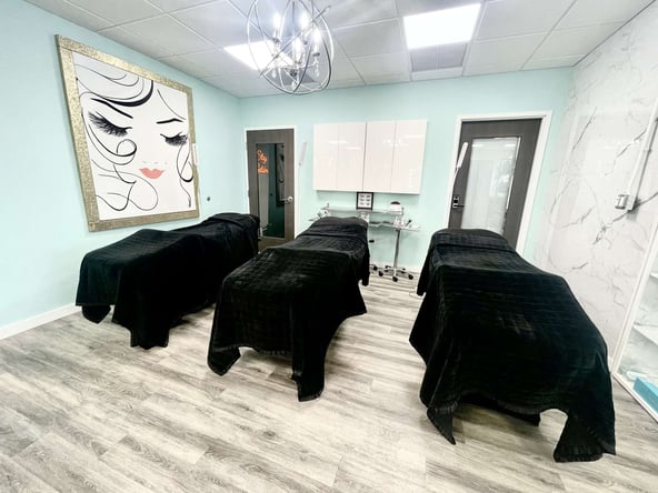 Booth Rental Opportunity in South Tampa! – Eyes On You Salon & Spa