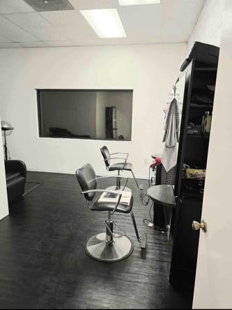 Spacious Double Private Salon Suite in Casselberry, FL — Move-In Ready!
