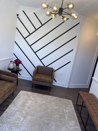 Luxury Salon Suite for lease/Shampoo or sink included