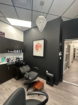 MY SALON Suite in St. Louis, MO – Salon Suite for Rent