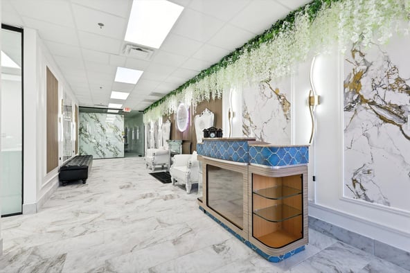 Paradise Suites & Salon