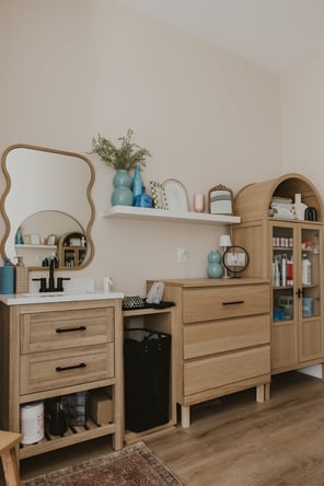 Daze Salon Suites (Private suites)