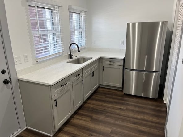 Turn Your Passion into Profit! Salon Spaces for Rent – $150/Week