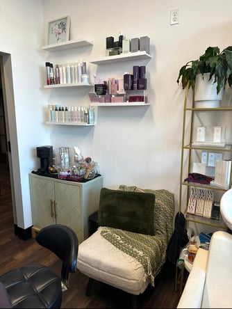 Salon’s By JC Studio to share Huntington Beach