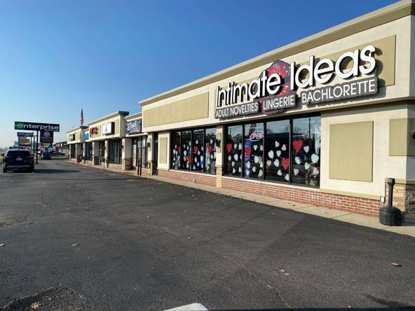 Move In Ready Salon on Gratiot Avenue