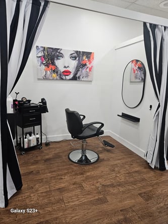 Semi Private Booth for Rent!