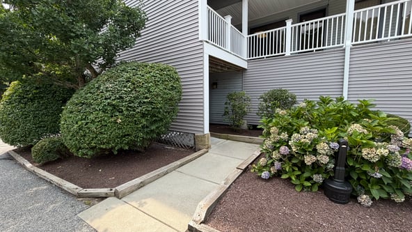 Beauty Suites For Rent East Greenwich, R.I (1st month FREE)