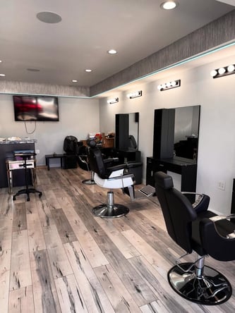 Salon for Rent in Sherman Oaks