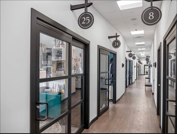 Sola Salon Studios in Royal Oak, MI – Salon Suite for Rent