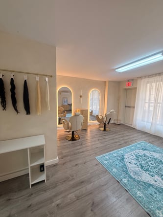 Salon Chair Rental in Manhattan