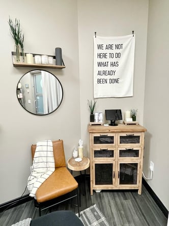 MY SALON Suite in Southtown Dr. Bloomington, MN – Salon Suite for Rent