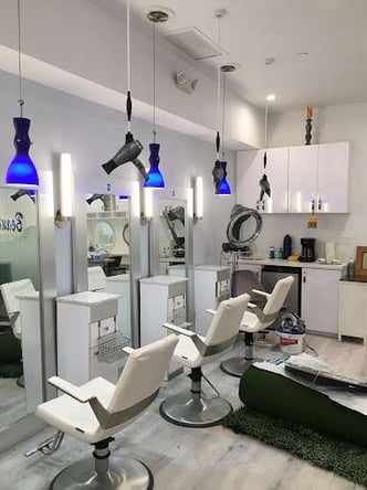 Silla de Salon en Alquiler en Pinecrest/Salon Chair Booth for Rent in Pinecrest for $280 a week