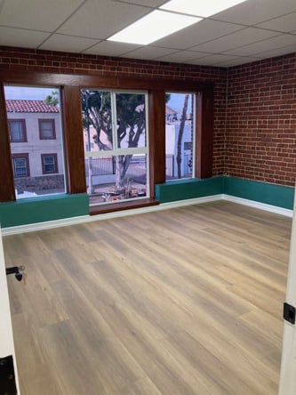 Salon Suites for Rent / Shared work space available