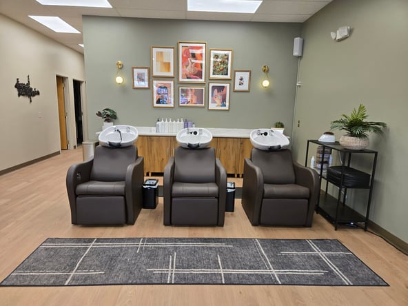 New Salon Chair and Suite Rental in the Greendale Village