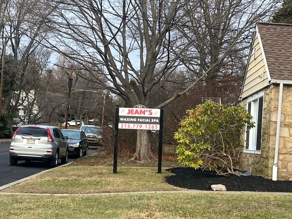 Salon Roomshare Available in Oreland PA